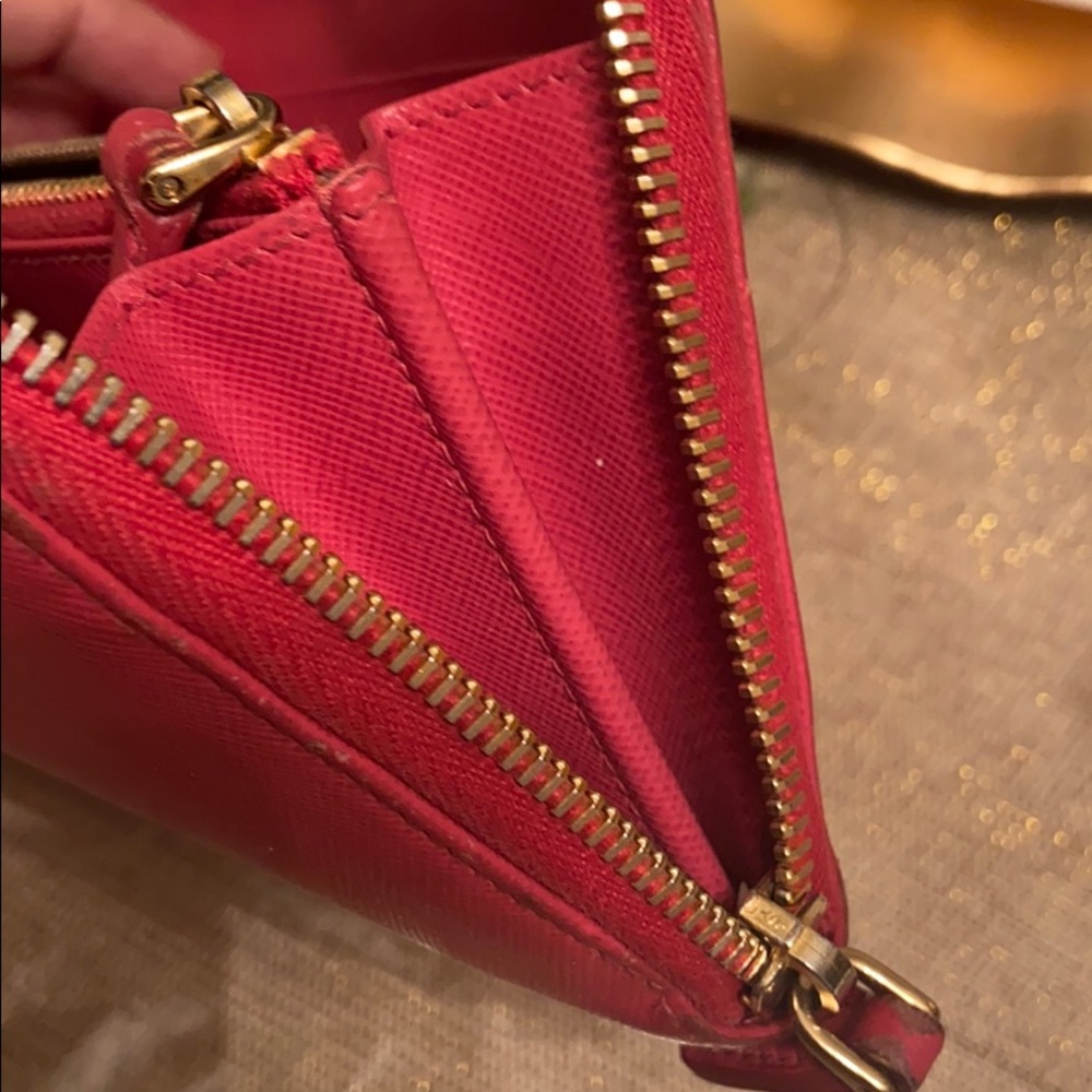 Authentic Prada wallet - Picture 10 of 10